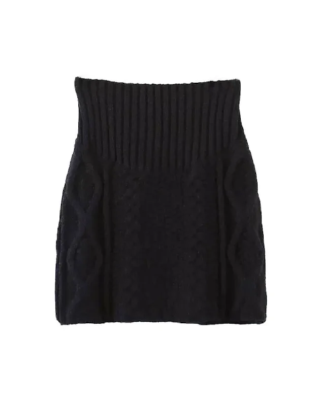 Knitted High Waisted Mini Skirt