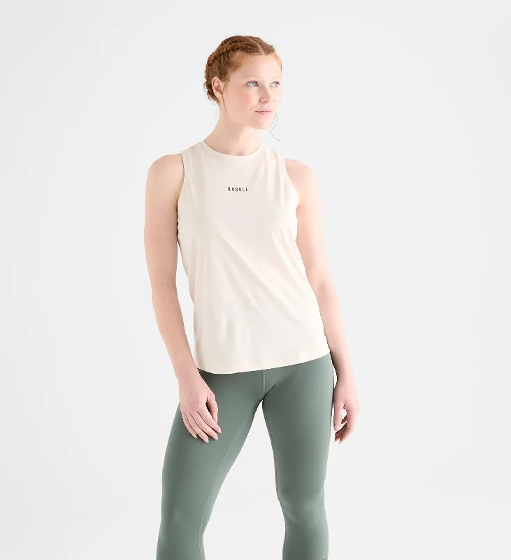 Women's Deltapeak® Micro Textured Tank