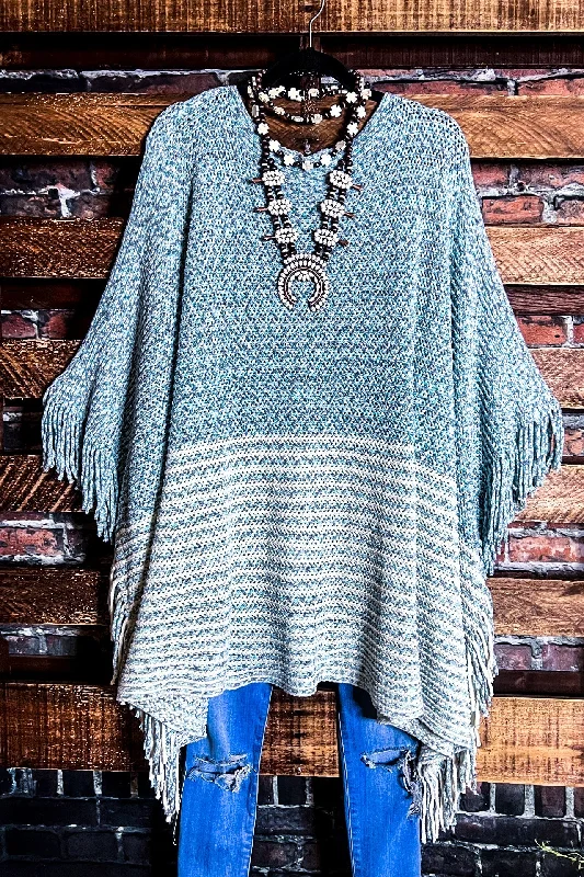 EVERYTHING YOU NEED BOUCLE RUANA TUNIC PONCHO IN BEIGE & BLUE